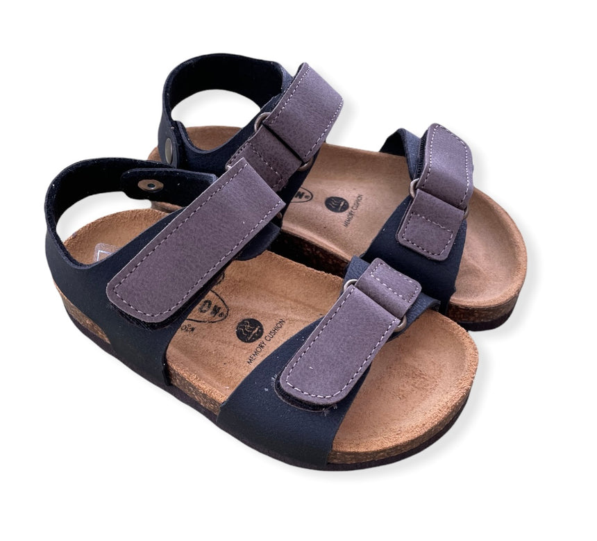 0673B590 CE44 4455 A176 8A64311DD5BC