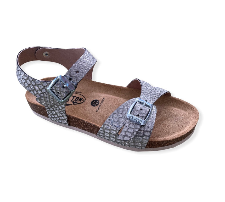 18219672 2663 4CF9 97F0 A31FC45F682B