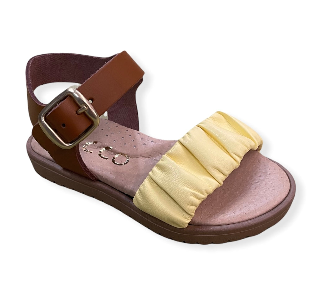 3106CD13 5785 4AD9 9744 893C02389CE4