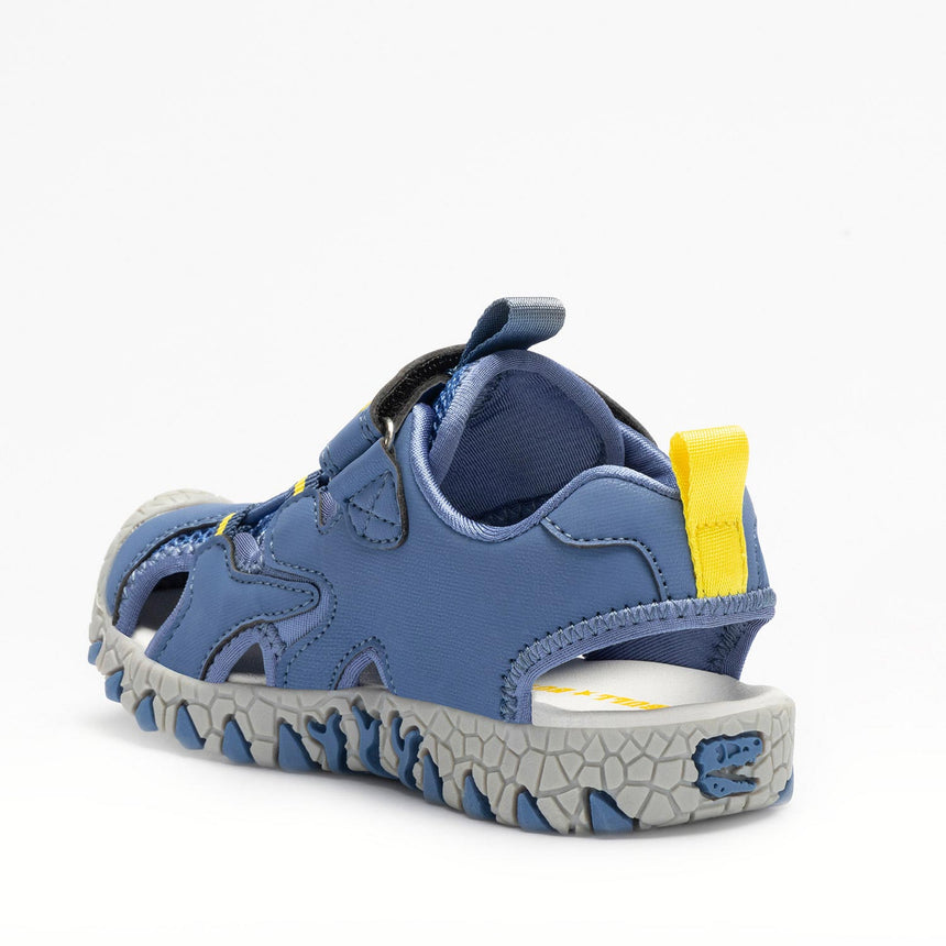 BullBoys_DNCL4530_B00_BL06_03