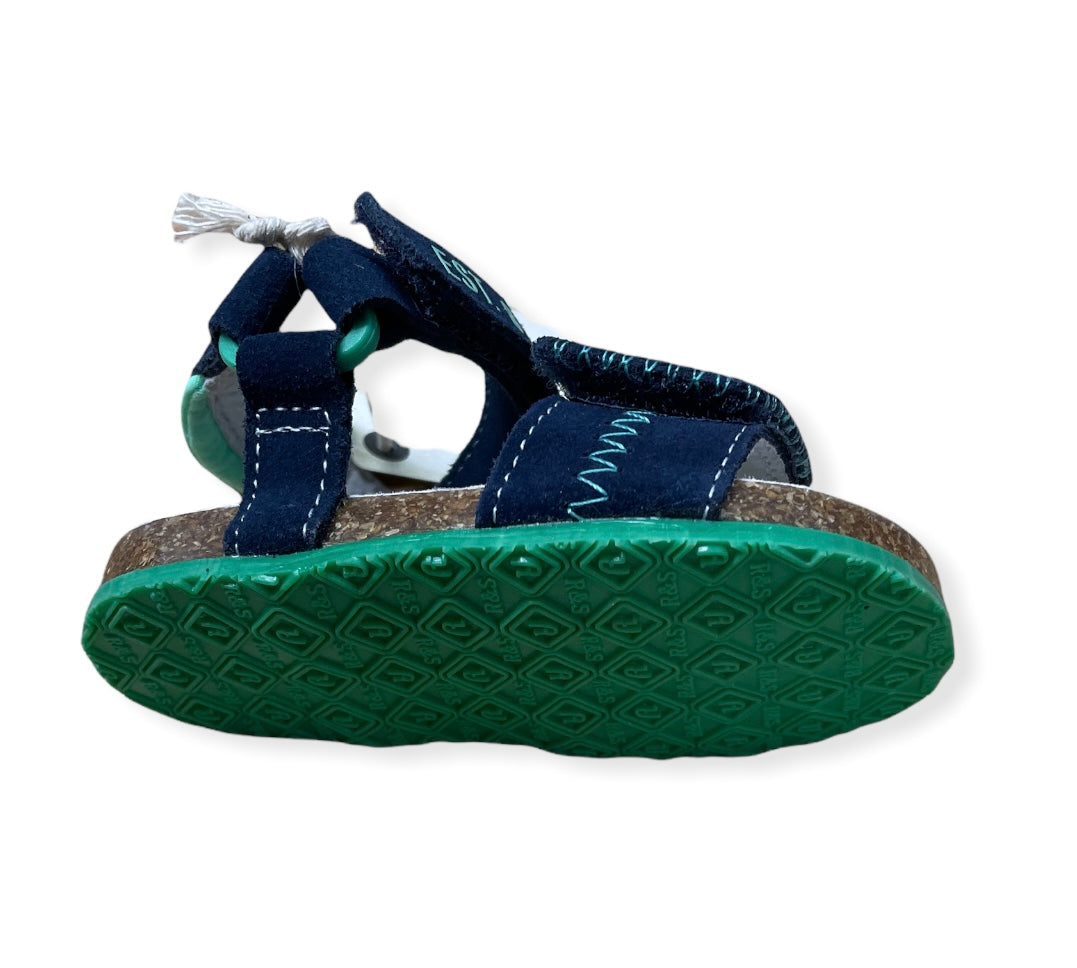 E053E6E9 410B 4D65 BF61 029BDFED6036