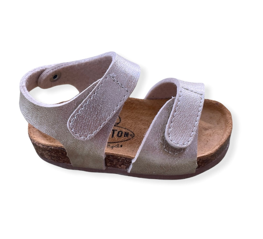 E683FA99 DF5C 4350 BBB6 23D1A1454829