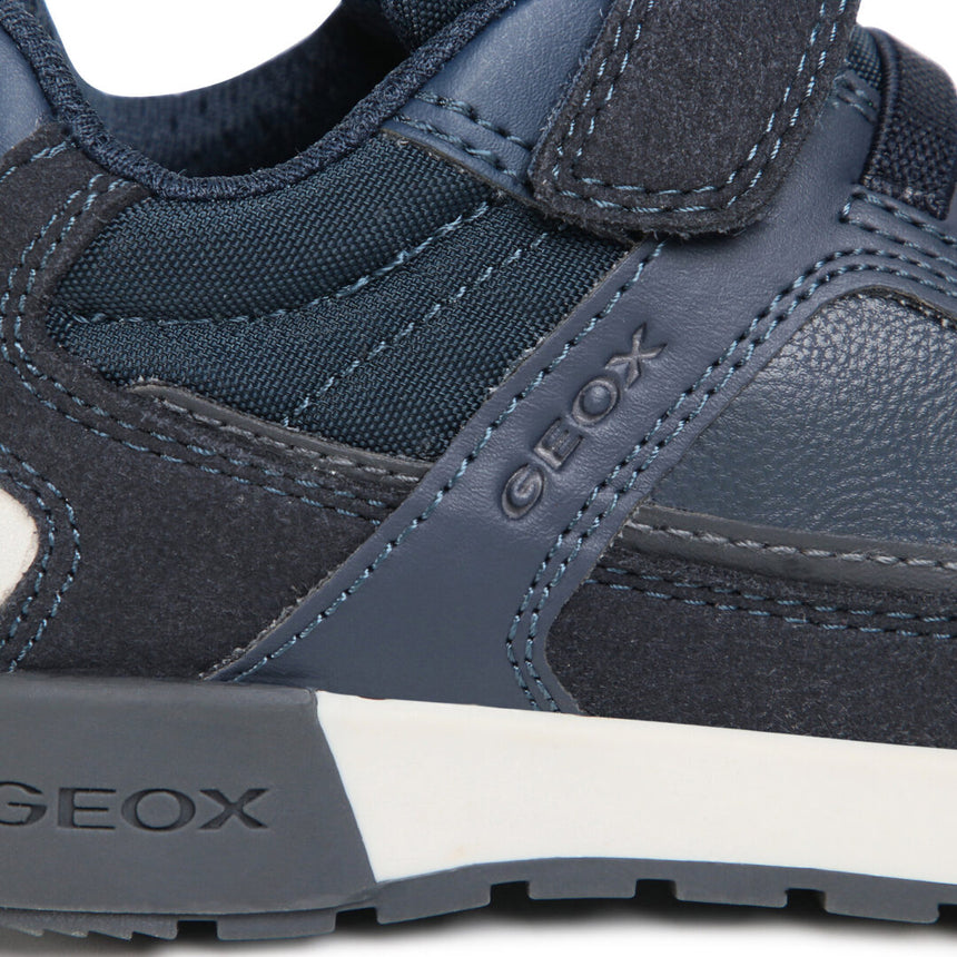 geox athletika j alfier b a j046na 0buaf c4422 s skouro mple 4